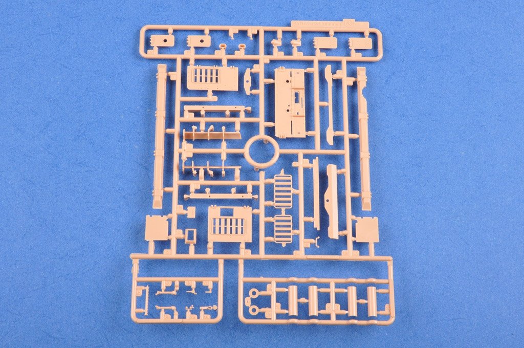 Hobby Boss 80135 German STURMPANZER IV EARLY VERSION MID PRODUCTION W/INTERIOR – zdjęcie 12