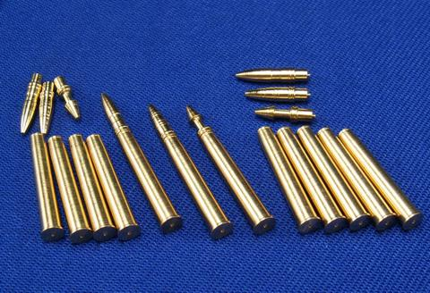 RB Model 35P04 85mm L/52 ZiS-S-53 &amp;amp; D-5 1/35