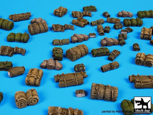Black Dog T72057 Tentage plus bedrols 3 accessories set 1/72 – immagine 4