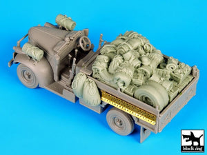Black Dog T72039 British Chevrolet 30 cwt accessories set for Dragon 1/72 – image 2