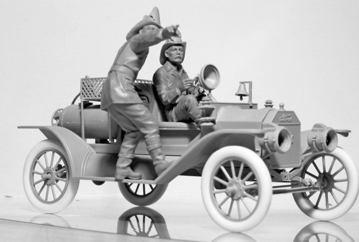 ICM 24017 Model T 1914 Fire Truck with Crew 1/24 – zdjęcie 10