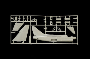 Italeri 1411 A-7E CORSAIR II 1/72 – image 3