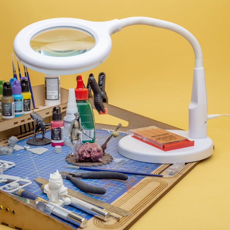 Lightcraft LC8080USB-EU Compact LED Desk Magnifier Lamp – image 2