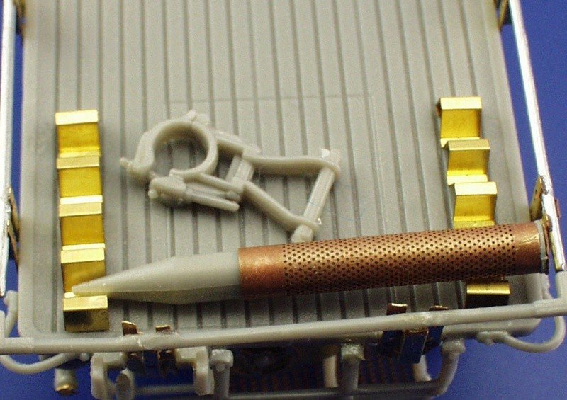 Eduard 35643 M-274 Mule w/106 RR 1/35 Dragon – image 11