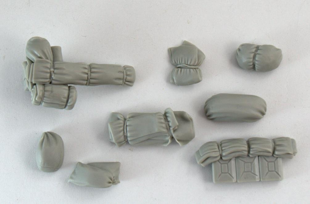 Panzer Art RE35-467 Stowage set for Carro Armato L6/40 1/35 – zdjęcie 4