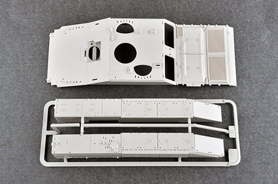Trumpeter 09549 Russian BMO-T specialized heavy armored personnel carrier 1/35 – image 8