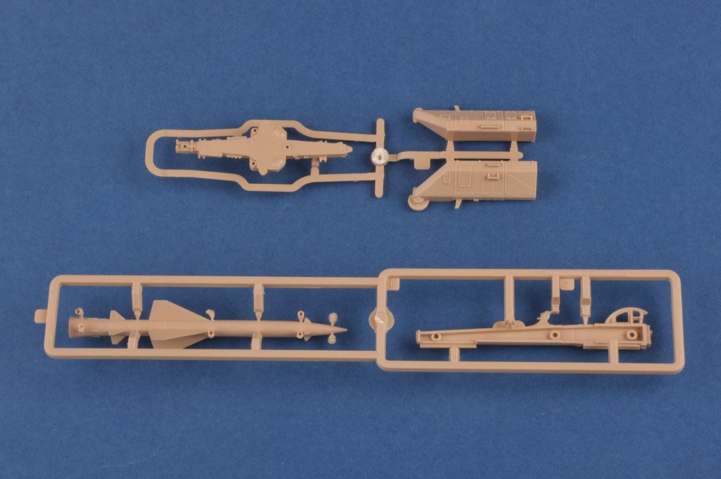 Hobby Boss 82933 Sam-2 Missile with Launcher Cabin 1/72 – image 4