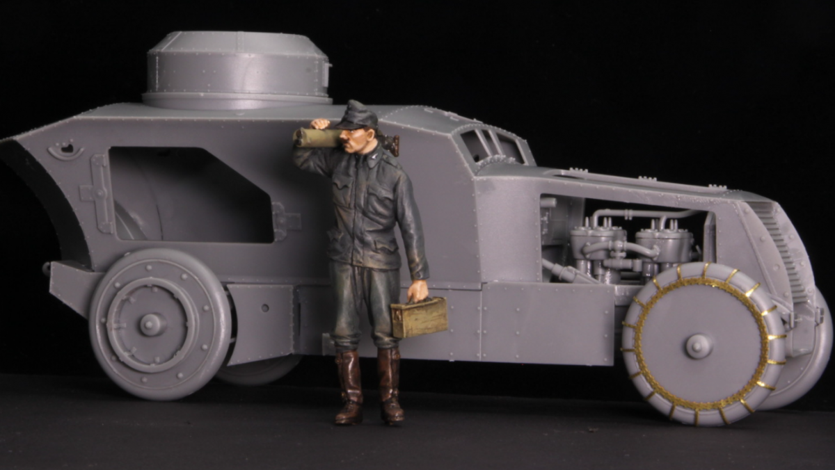 Copper State Models F35-017 Austro-Hungarian Armored Car Crewman with MG 1/35