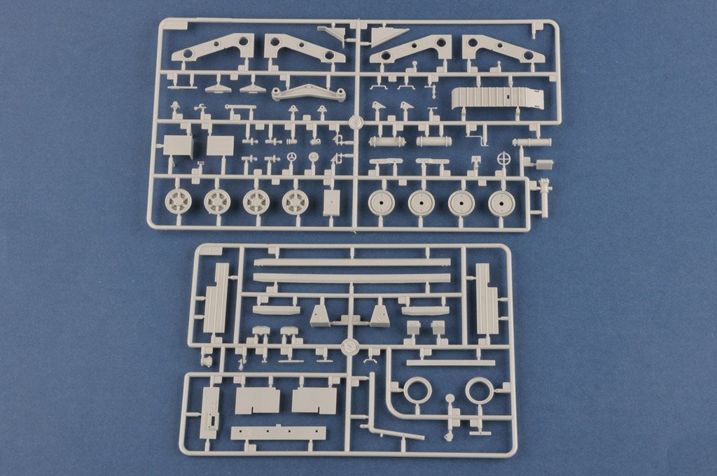 Hobby Boss 85523 Russian KrAZ-260B Tractor with MAZ/ChMZAP-5247G semitrailer 1/35 – zdjęcie 16