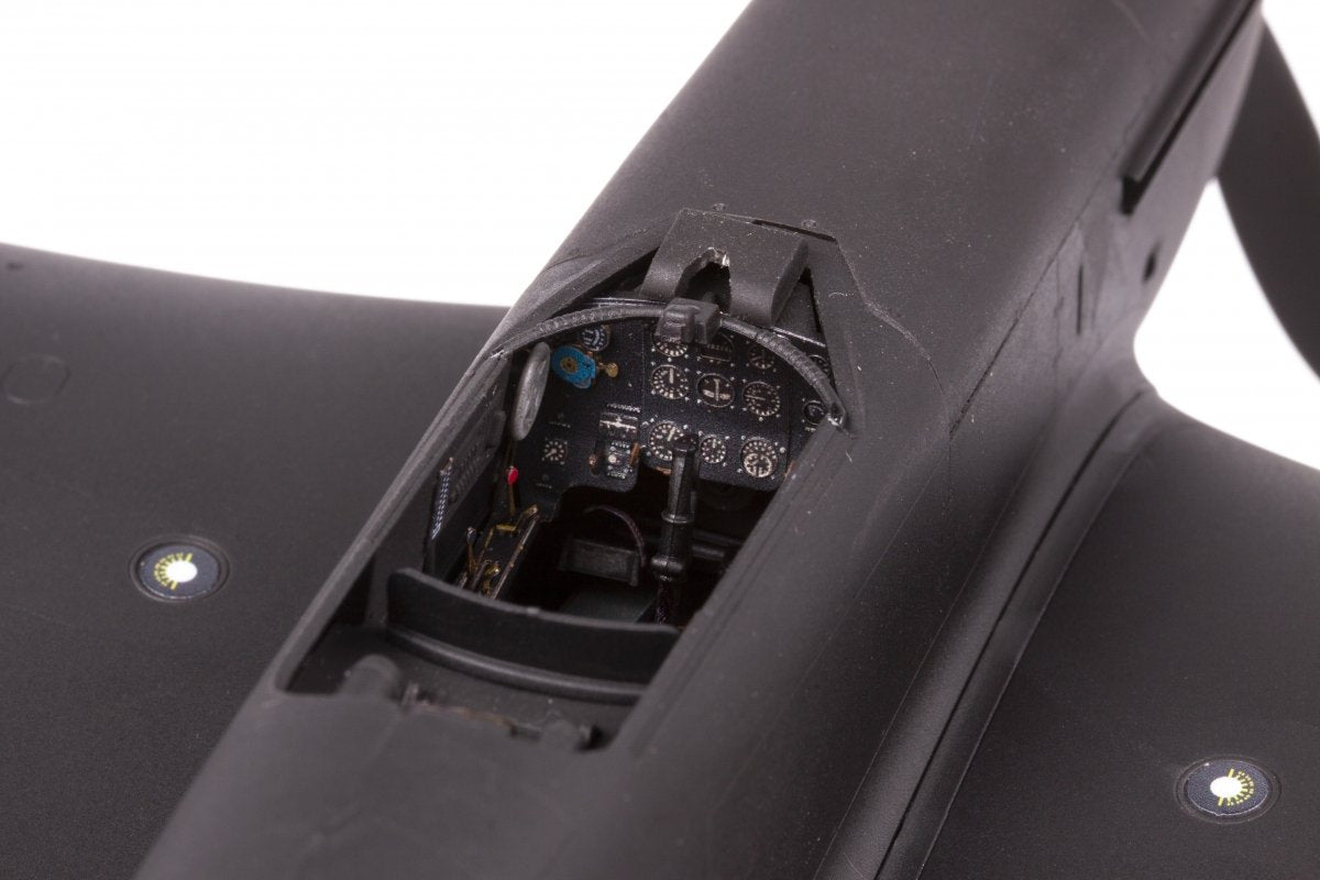 Eduard BIG33144 Yak-9T ICM 1/32 – image 11