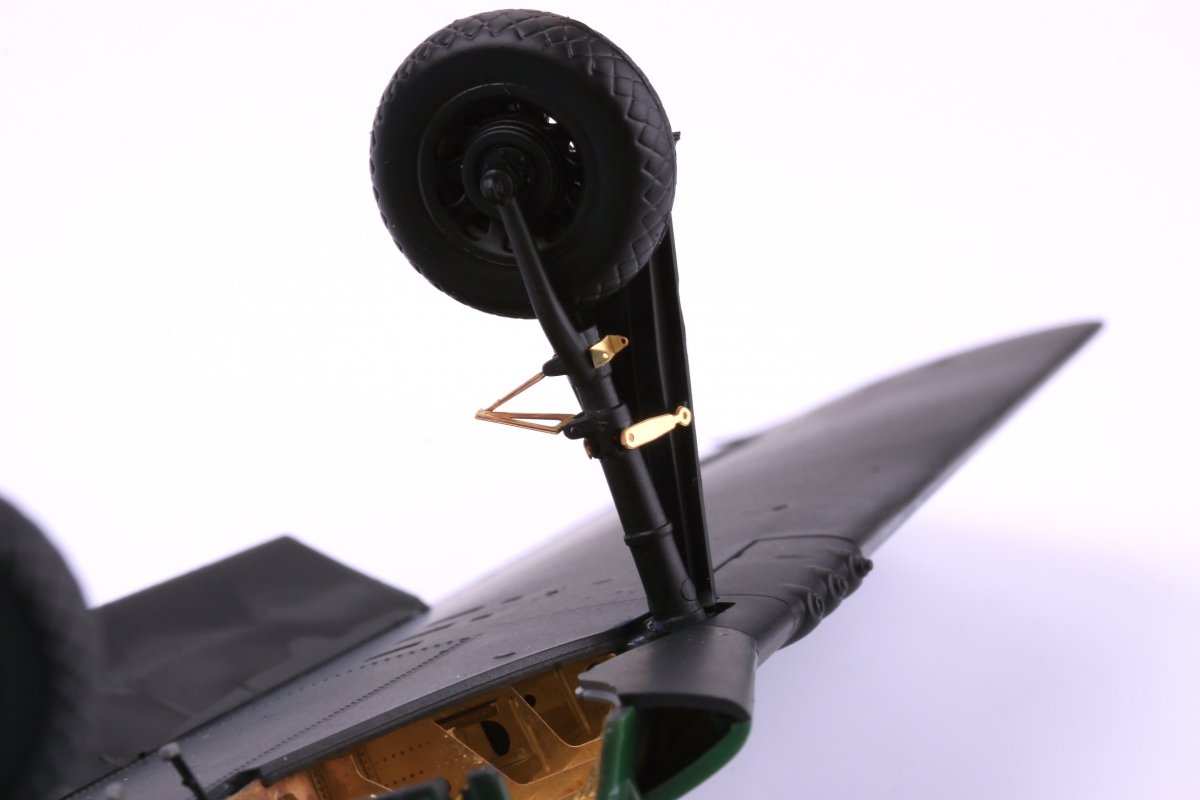 Eduard 32419 P-51D-5 exterior REVELL 1/32 – zdjęcie 5