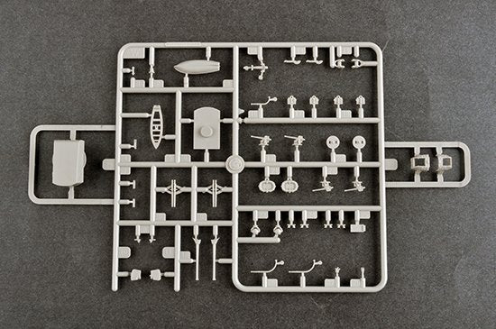 Trumpeter 05349 Italian Heavy Cruiser Gorizia 1/350 – zdjęcie 7