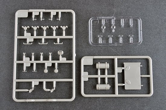 Trumpeter 09574 Soviet BTR-152K1 APC 1/35 – image 9