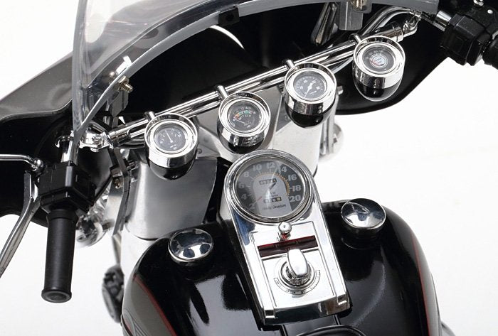 Tamiya 16037 Harley Davidson FLH Classic - Black 1/6 – zdjęcie 2