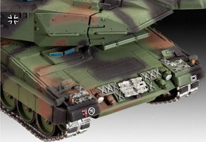 Revell 03180 Leopard 2 A6/A6M 1/72 – image 5