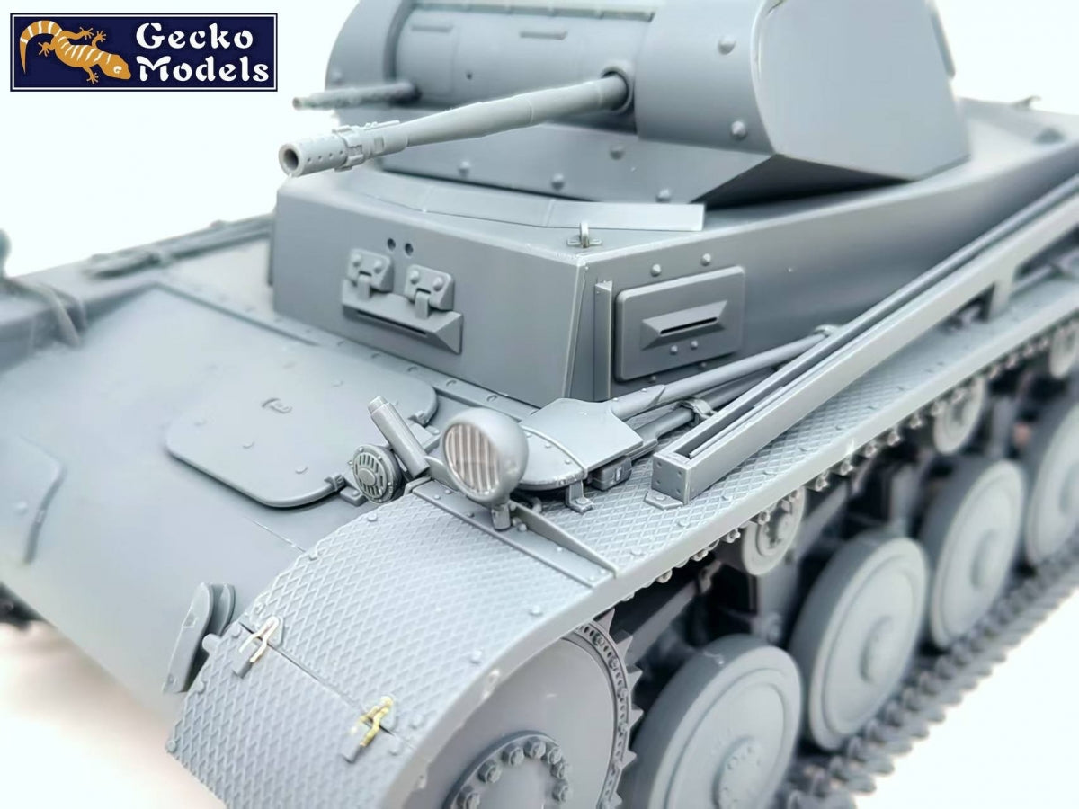 Gecko Models 16GM0008 Pz. Kpfw. II Ausf. C 1/16 – zdjęcie 3