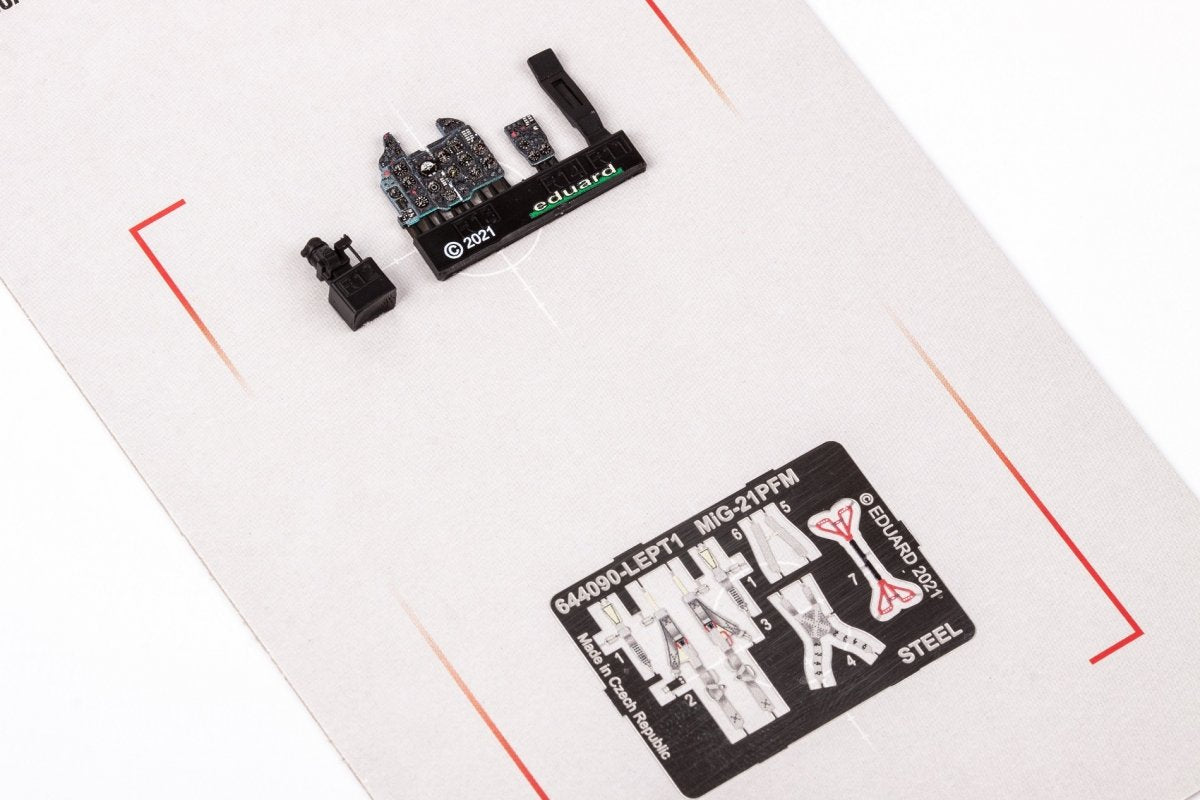 Eduard 644099 MiG-21PFM gray LööK EDUARD 1/48 – image 3