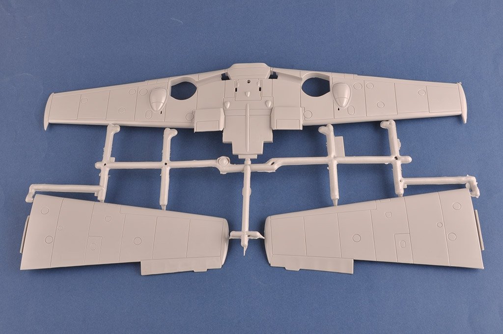 Hobby Boss 81809 Messerschmitt Bf109E Sept 1940 1/18 – image 5