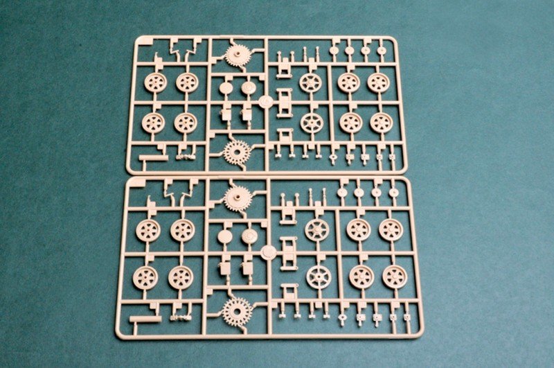 Hobby Boss 82477 Hungarian Light Tank 38M Toldi I(A20) 1/35 – image 6