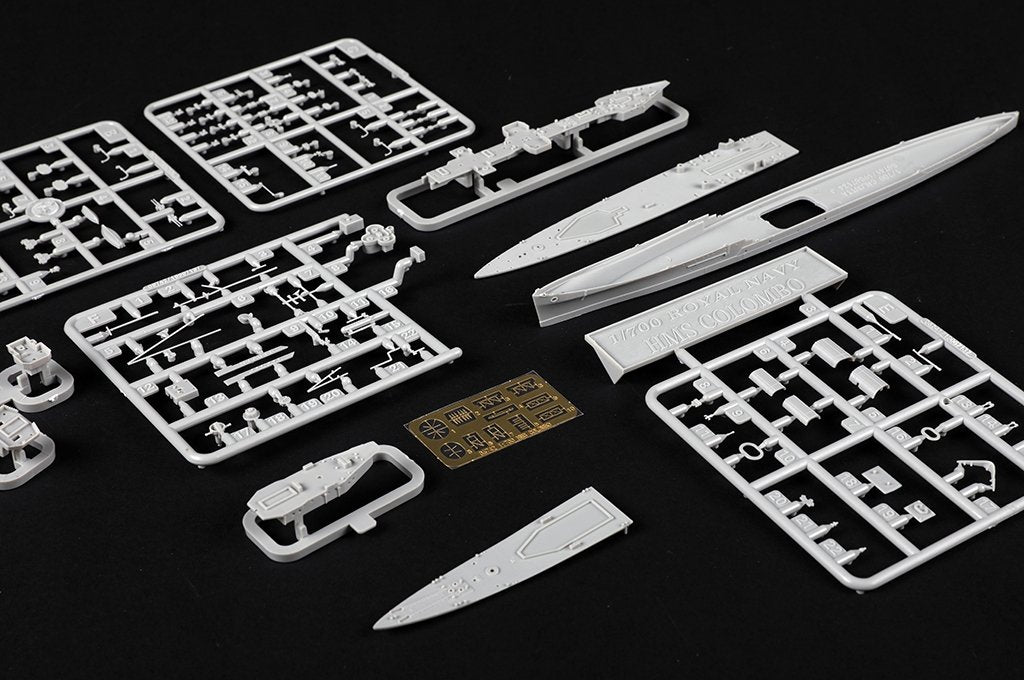Trumpeter 06742 HMS Colombo 1/700 – zdjęcie 8