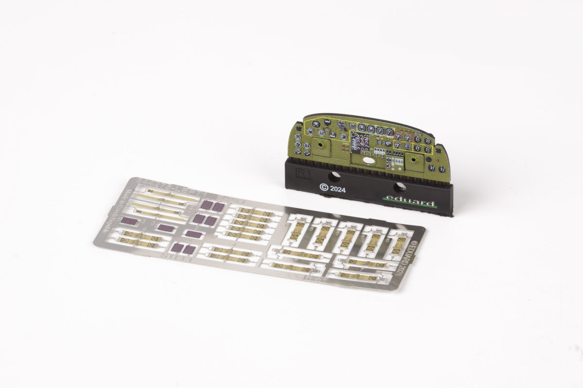 Eduard 644285 B-24J LooKplus HOBBY BOSS 1/48 – image 2