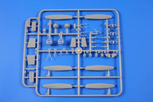 Specjal Hobby 48121 V-173 Flying Pancake 1/48 – zdjęcie 15