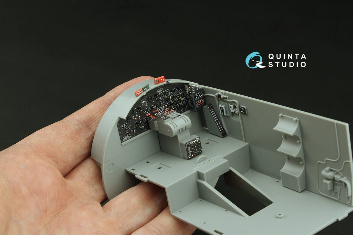 Quinta Studio QD32218 Boeing B-17G Navigator, bombardier, waist and tail gunners compartments. 3D-Printed coloured Interior (HK models) 1/32 – zdjęcie 8