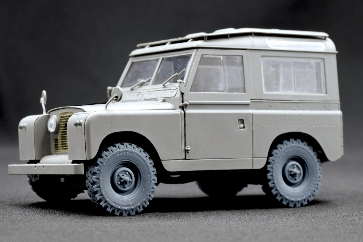 ScaleX WM 35021 L. Rover 88 7.5 big Ordinary wheel set (for AK-Interactive) 1/35