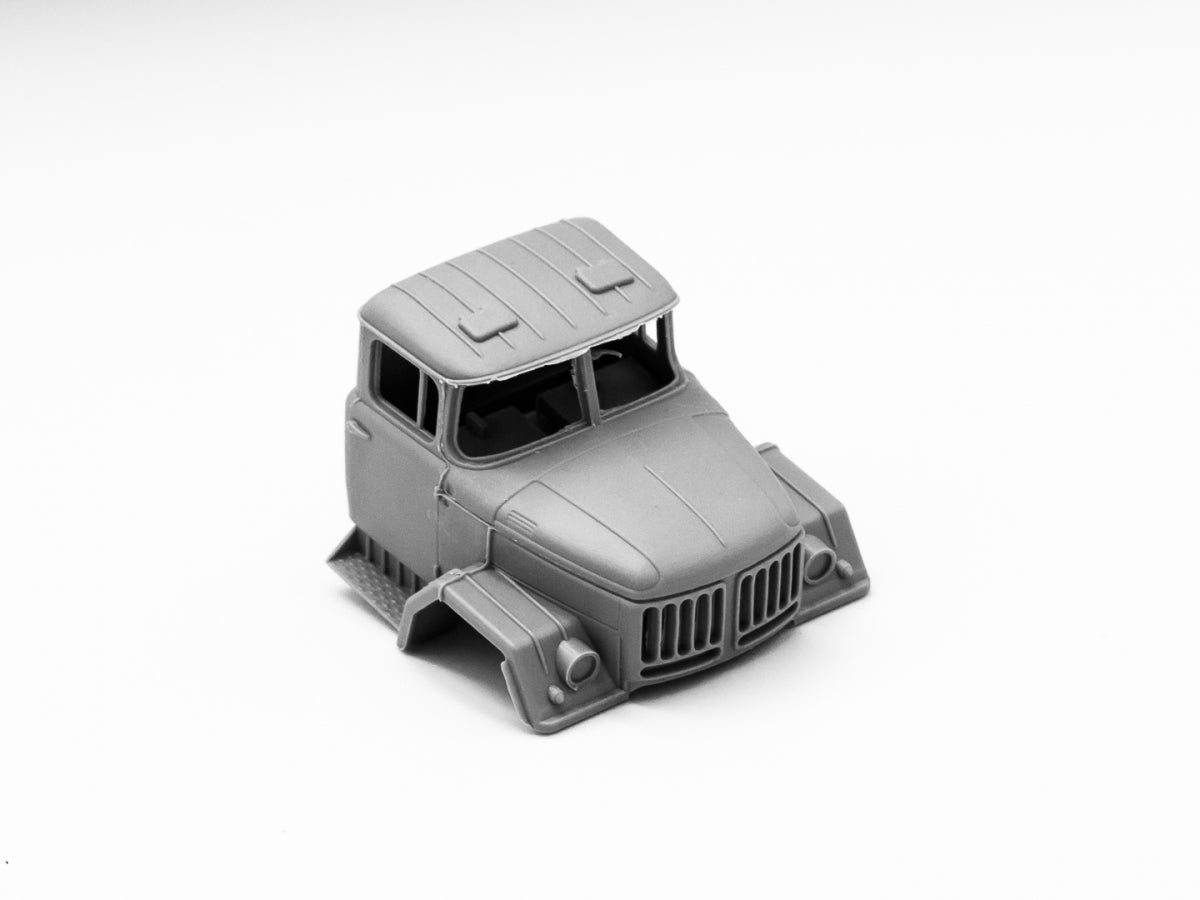 ICM 72821 ZіL-131 AFU with DShKM 1/72 – zdjęcie 5