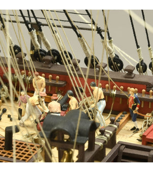 ARTESANIA LATINA 22901 Santisima Trinidad Trafalgar Ed. 1805 + figurki + miedziane poszycie 1/84