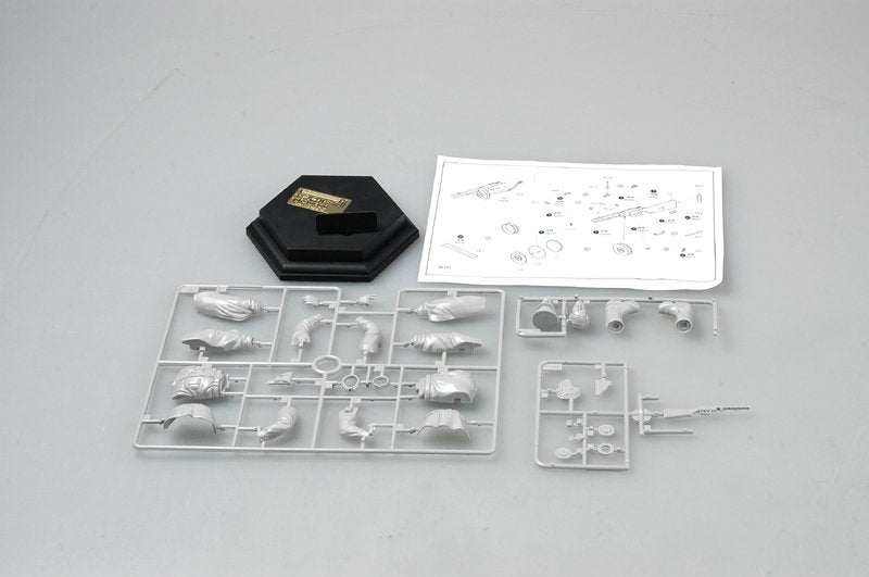 Trumpeter 00703 WWII Soviet Officer Vol.1 1/16 – zdjęcie 3