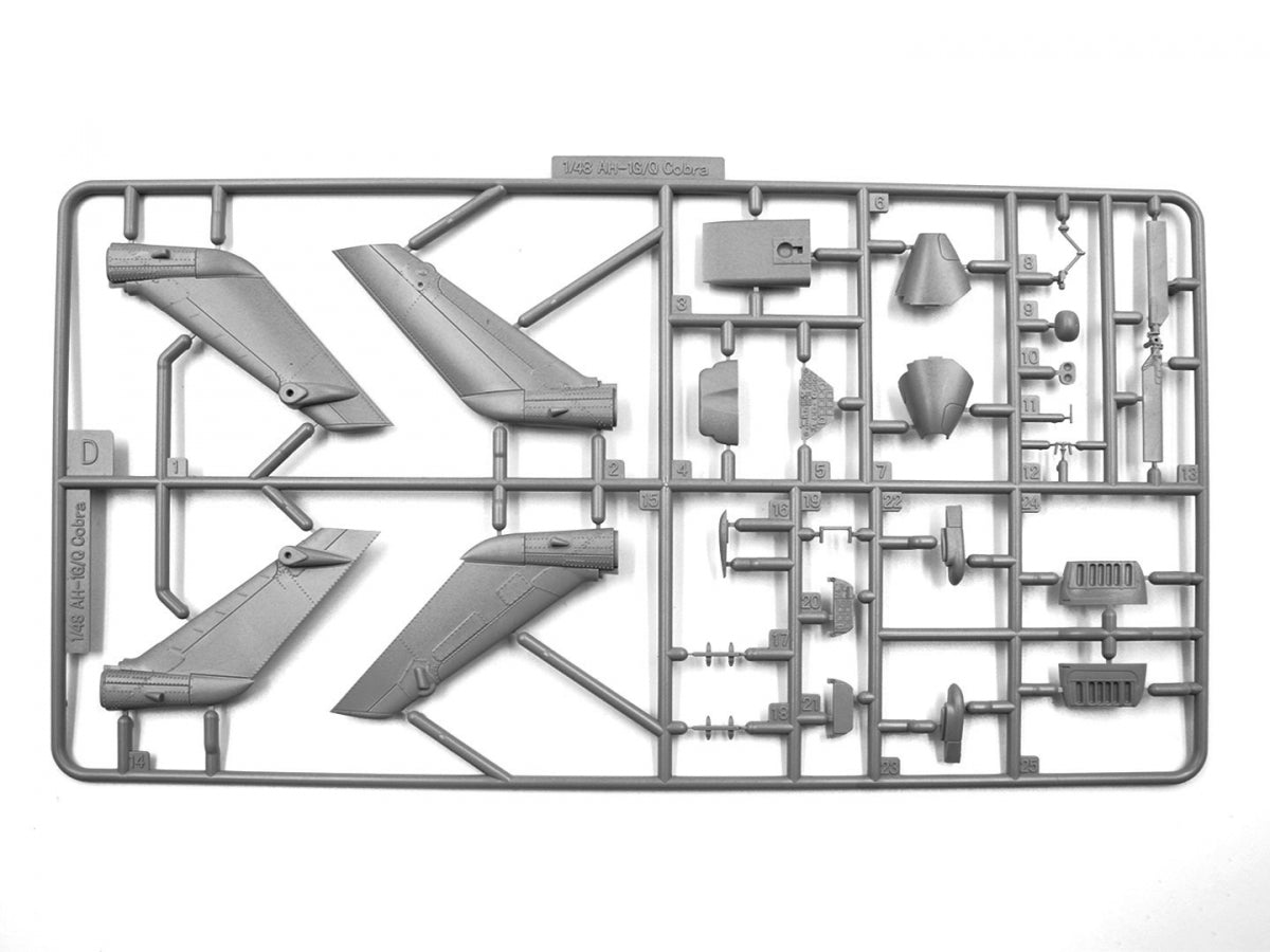 ICM 48298 AH-1G Cobra and M8A1 US Landing Mat 1/48 – zdjęcie 2