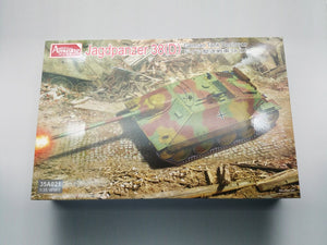 Amusing Hobby 35A021 Jagdpanzer 38(D) 1/35 – zdjęcie 2