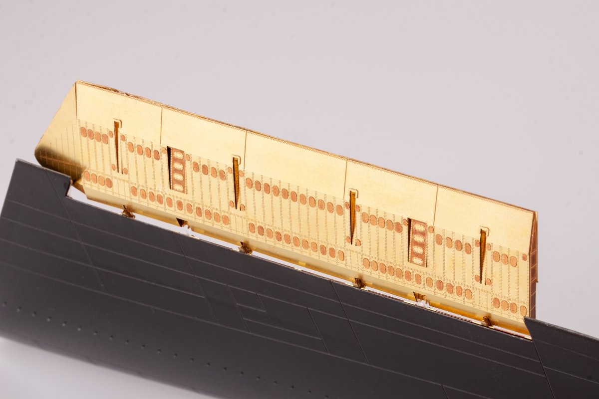 Eduard 72677 B-52 landing flaps 1/72 MODELCOLLECT – zdjęcie 9