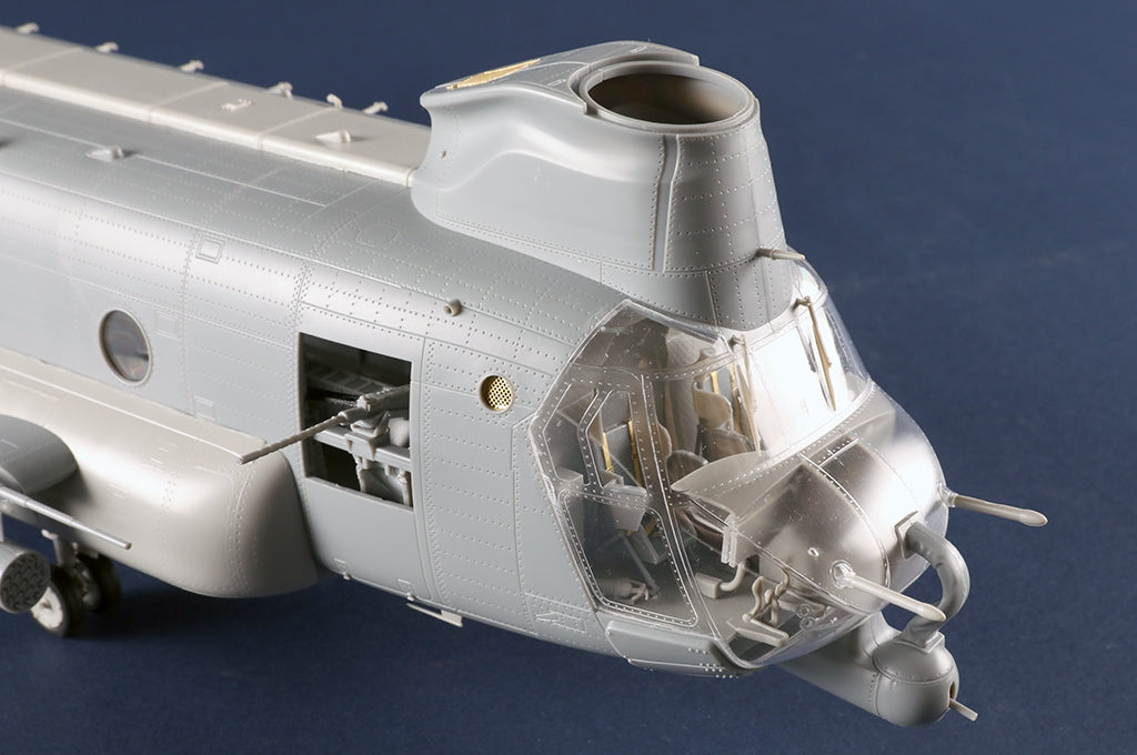 Trumpeter 05113 ACH-47A Armored Chinook 1/35 – image 15