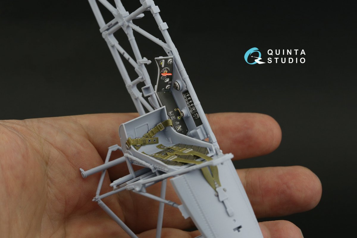 Quinta Studio QD24002 Hawker Typhoon (Car Door) 3D-Printed &amp;amp; coloured Interior on decal paper (Airfix) 1/24 – zdjęcie 5