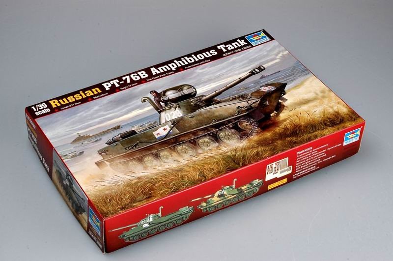 Trumpeter 00381 Russian PT-76B Light Amphibious Tank 1/35 – zdjęcie 2