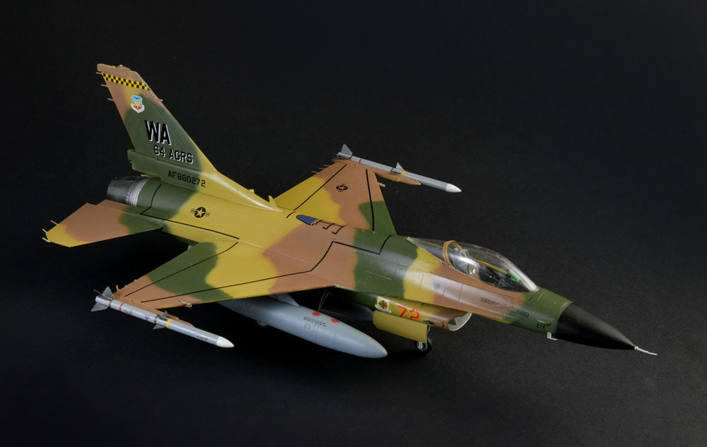 Italeri 35105 F-16C Fighting Falcon - WAR THUNDER 1/48 – zdjęcie 14