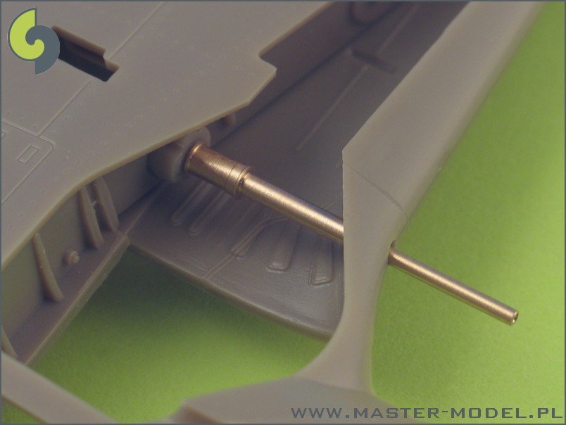 Master AM-48-017 Fw 190 A2 - A5 armament set (MG 17 barrel tips, MG FF barrels, MG 151 barrels in fairings) &amp;amp; Pitot Tube 1/48 – immagine 2