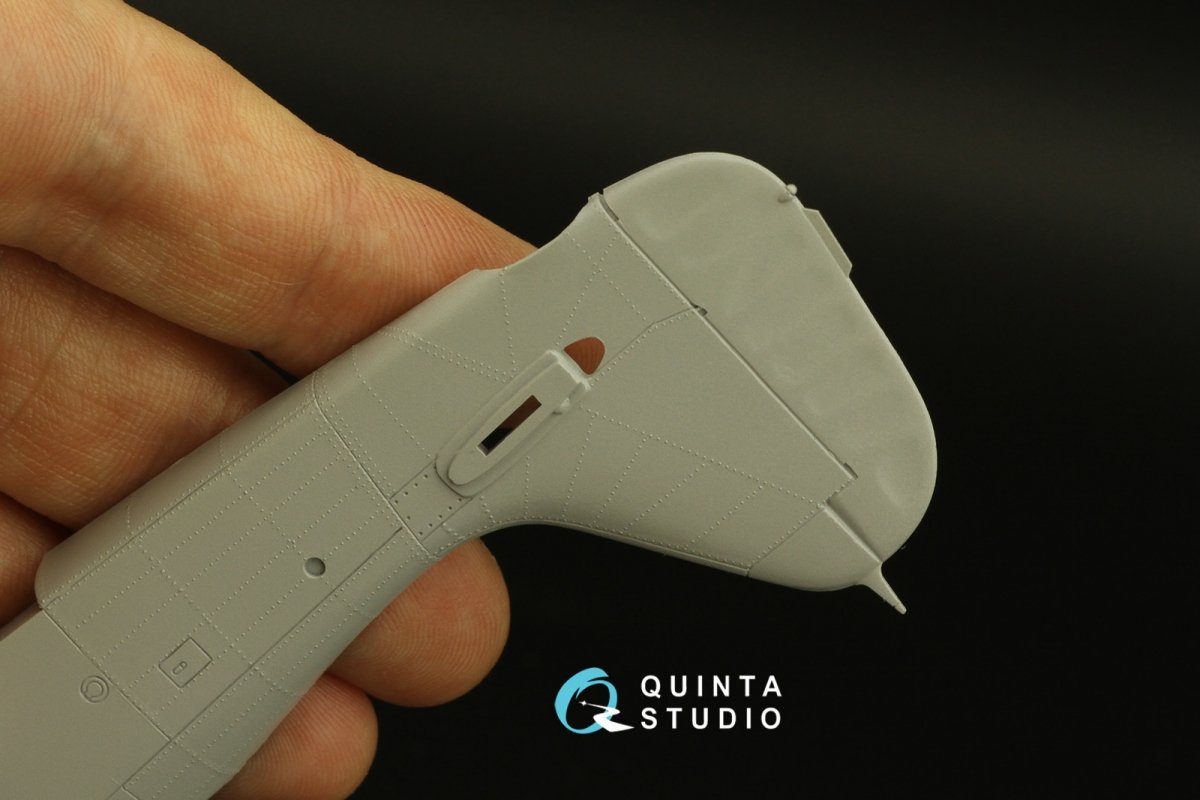 Quinta Studio QRV-022 Single riveting rows (rivet size 0.25 mm, gap 1.0 mm, suits 1/24 scale), Black color, total length 5.8 m/19 ft – image 5