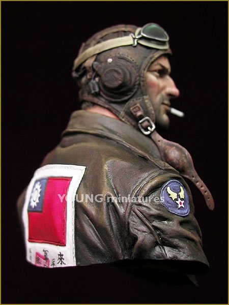 Young Miniatures YM1843 FLYING TIGERS 1942 1/10 – zdjęcie 3