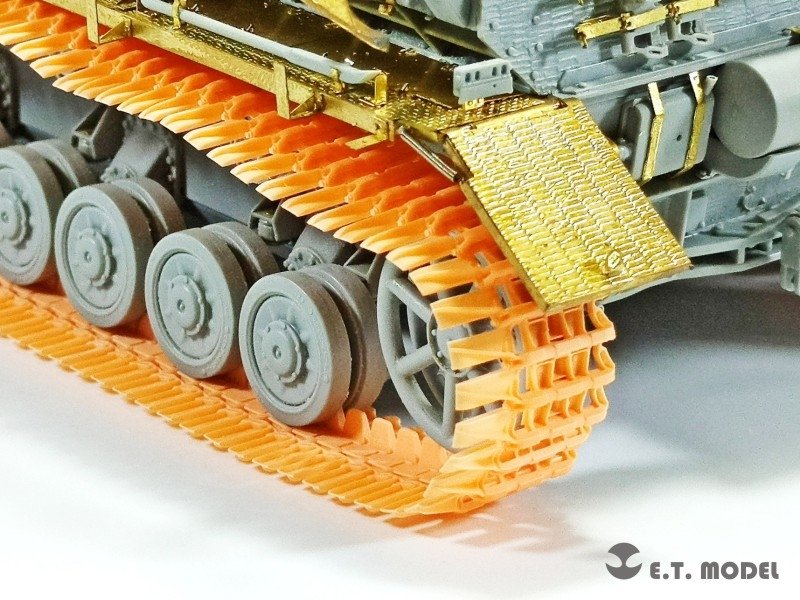 ET Model P35-023 WWII German Pz.Kpfw.III/IV (Based on Type 3,Narrow) WinterKetten ( 3D Printed ) 1/35 – image 5
