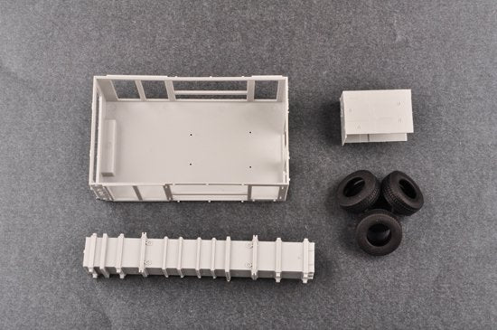 Trumpeter 01022 M901 Launching Station – zdjęcie 16