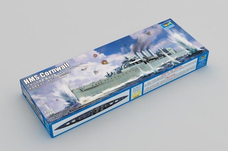 Trumpeter 06734 HMS Cornwall 1/700 – image 2