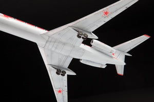 Zvezda 7036 Tupolev Tu-134UBL &amp;quot;Crusty-B&amp;quot; 1/144 – zdjęcie 3