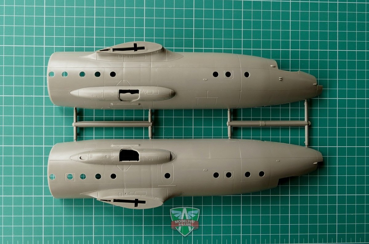 Modelsvit 72008 Antonov An-10 &amp;quot;Ukraine&amp;quot; 1/72 – zdjęcie 5