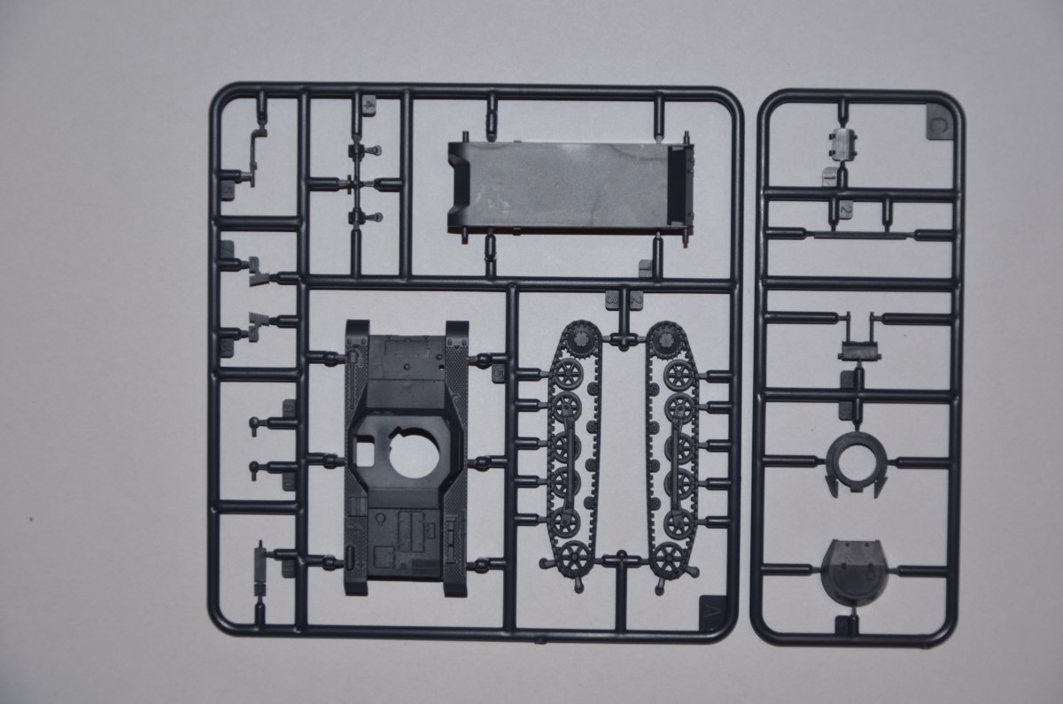 First to Fight PL008- PzKpfw IB 1/72 – image 3