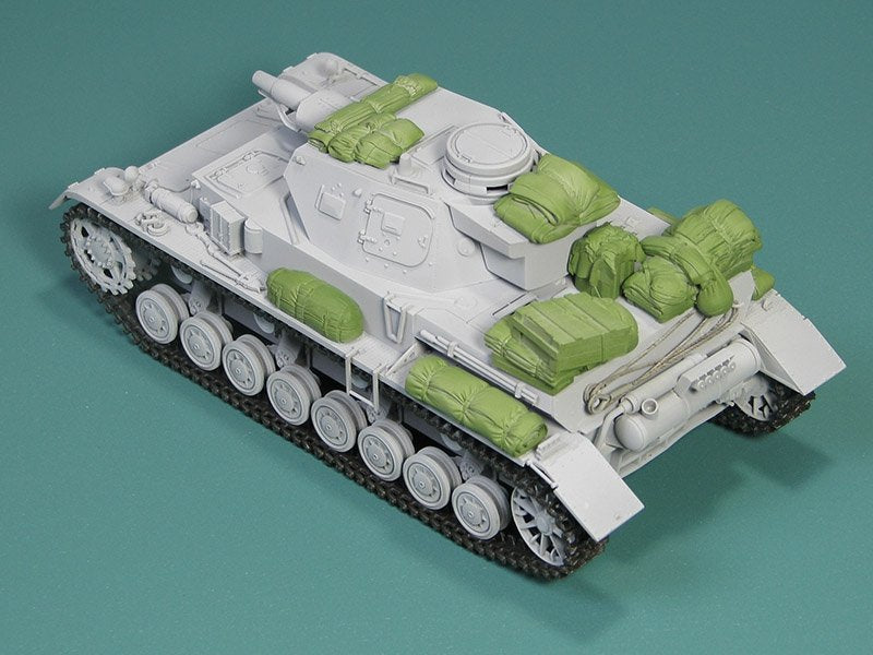 Eureka XXL E-033 Panzerkampfwagen IV (All Versions) Stowage Set 1/35 – zdjęcie 11