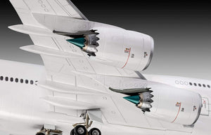 Revell 03891 Boeing 747-8 Lufthansa New Livery 1/144 – image 5