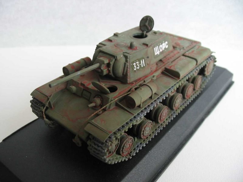 PST 72013 KV-1A Heavy tank 1/72 – Bild 4